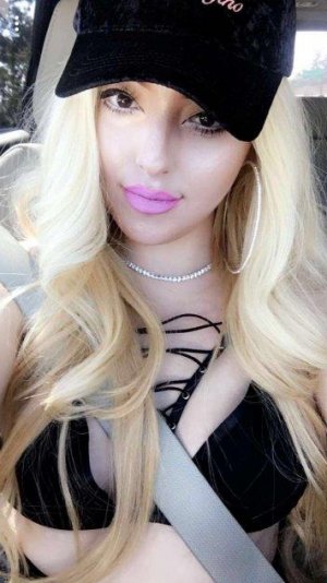 Daria escort girl in Gibsonton Florida